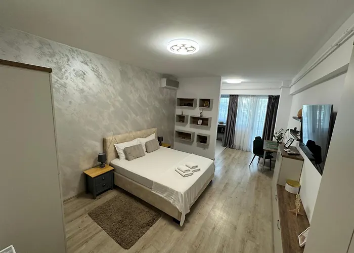 Lazar Studio Apartment - Palas Center