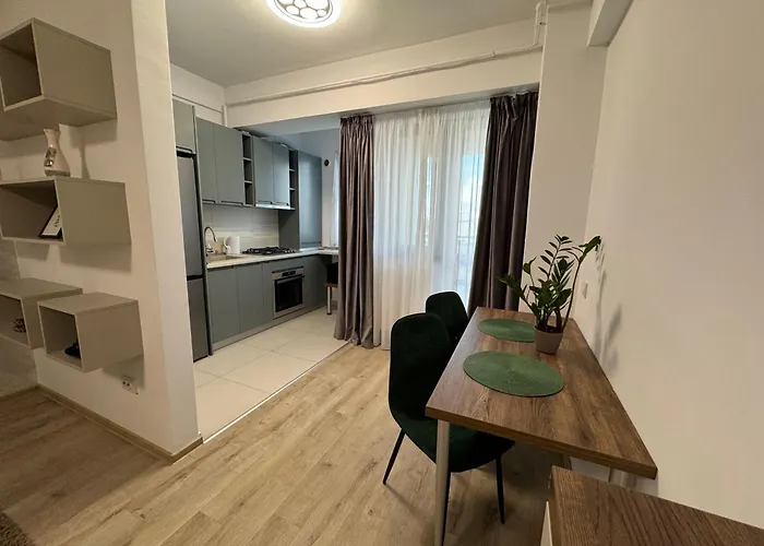Lazar Studio Apartment - Palas Center